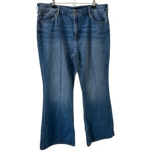 Express Mid Rise 70s Flare Jeans ✨